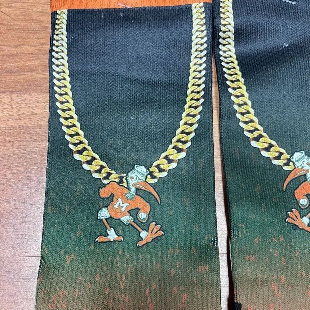 Strideline Mens Miami Hurricanes Chain Crew Socks, Green, One Size